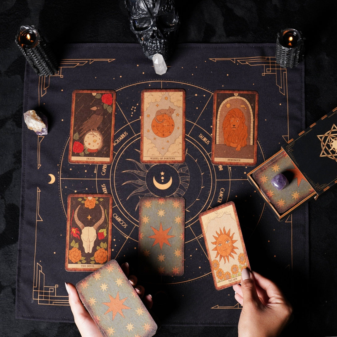 Set Black Gold Tarot Bag & Tarot Cloth for Tarot Cards - Dark Forest Tarot Cards