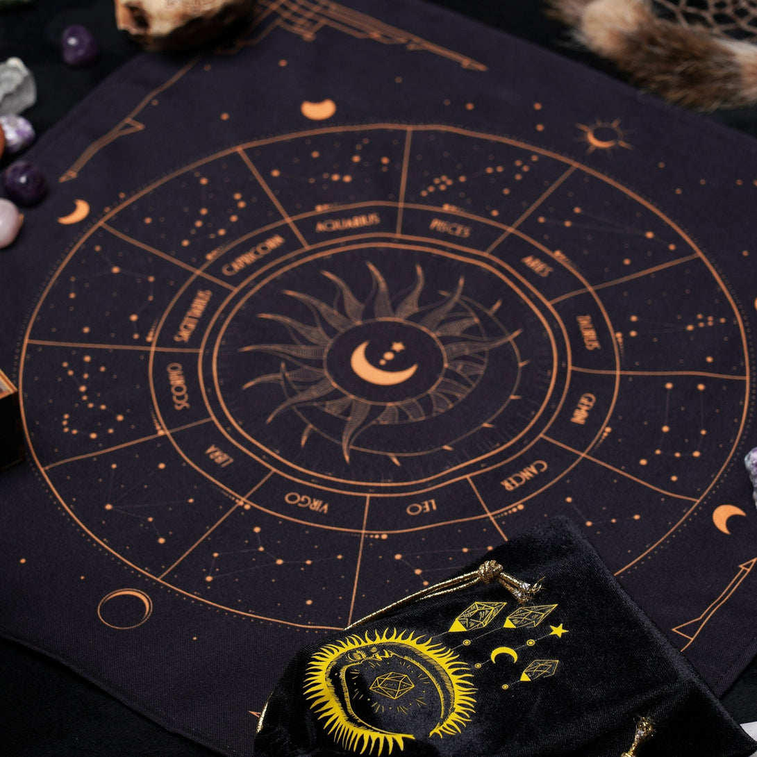 Tarot Cloth for spread Black & Gold - Dark Forest Tarot Cards